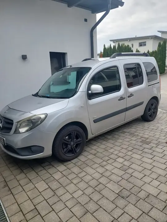Mercedes-Benz Citan 2012 photo 2