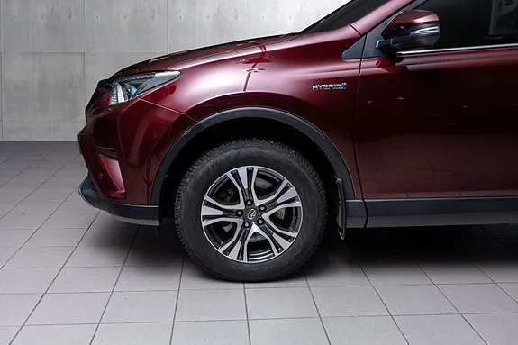 Toyota Rav4 2017 photo 2
