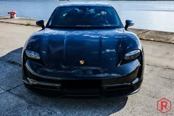 Porsche Taycan 2021 photo 2