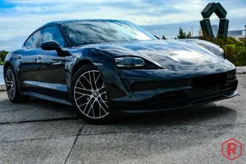 Porsche Taycan 2021 photo 3