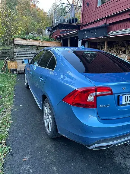 Volvo S60 2015 photo 4