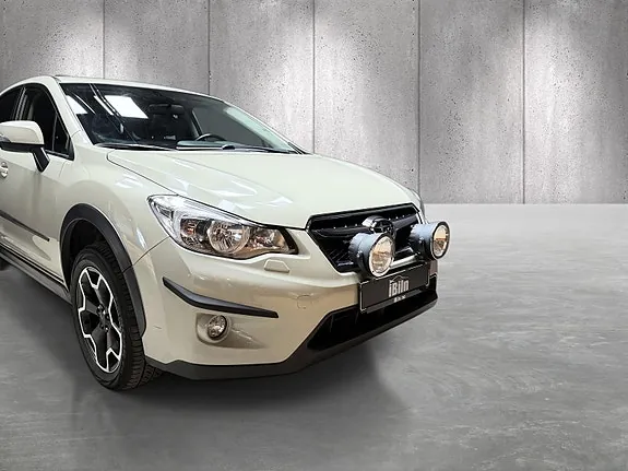 Subaru Xv 2013 photo 2
