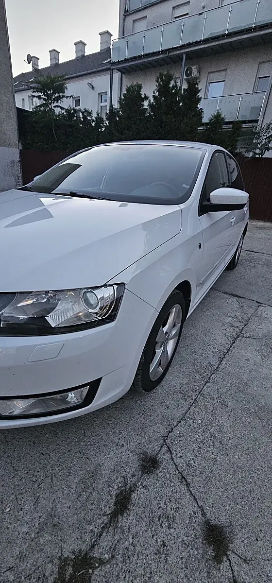 Skoda Rapid 2015 photo 3