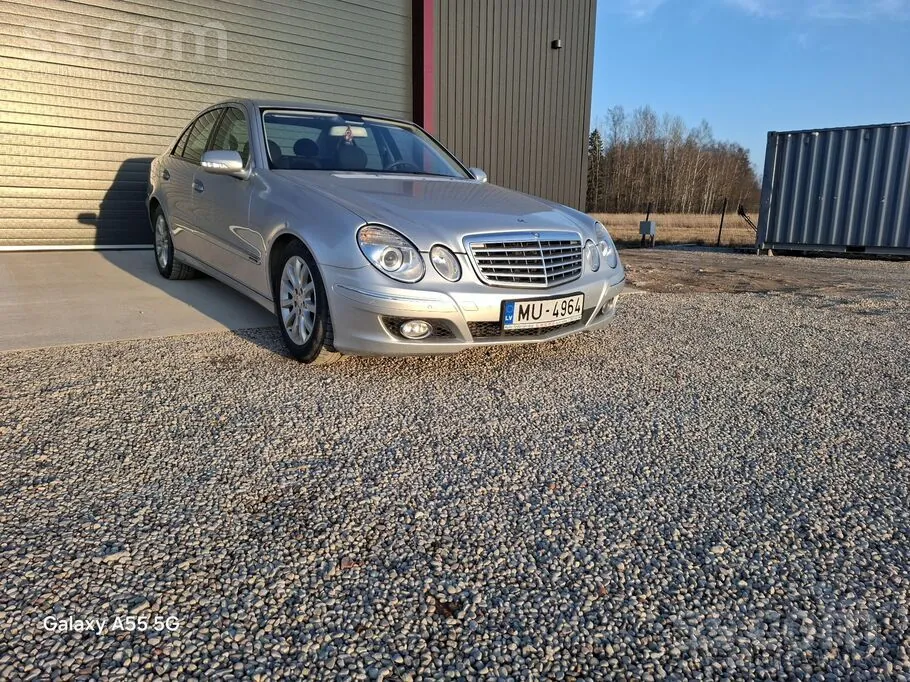 Mercedes-Benz E-Class 2008 photo 5