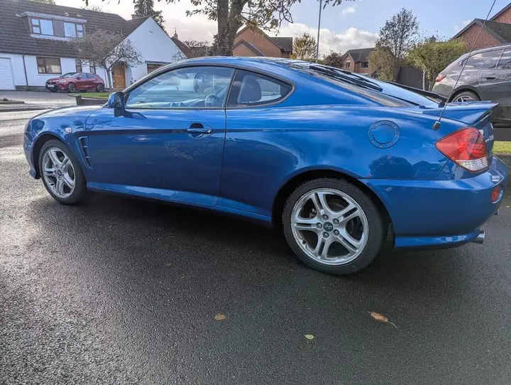 Hyundai Coupe 2006 photo 4