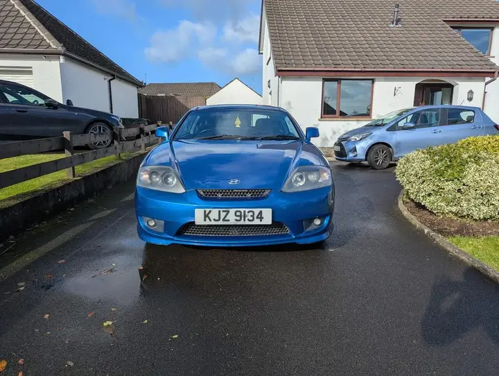 Hyundai Coupe 2006 photo 2