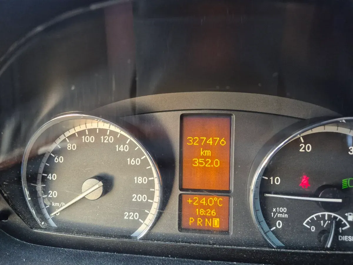 Mercedes-Benz Viano 2013 photo 3
