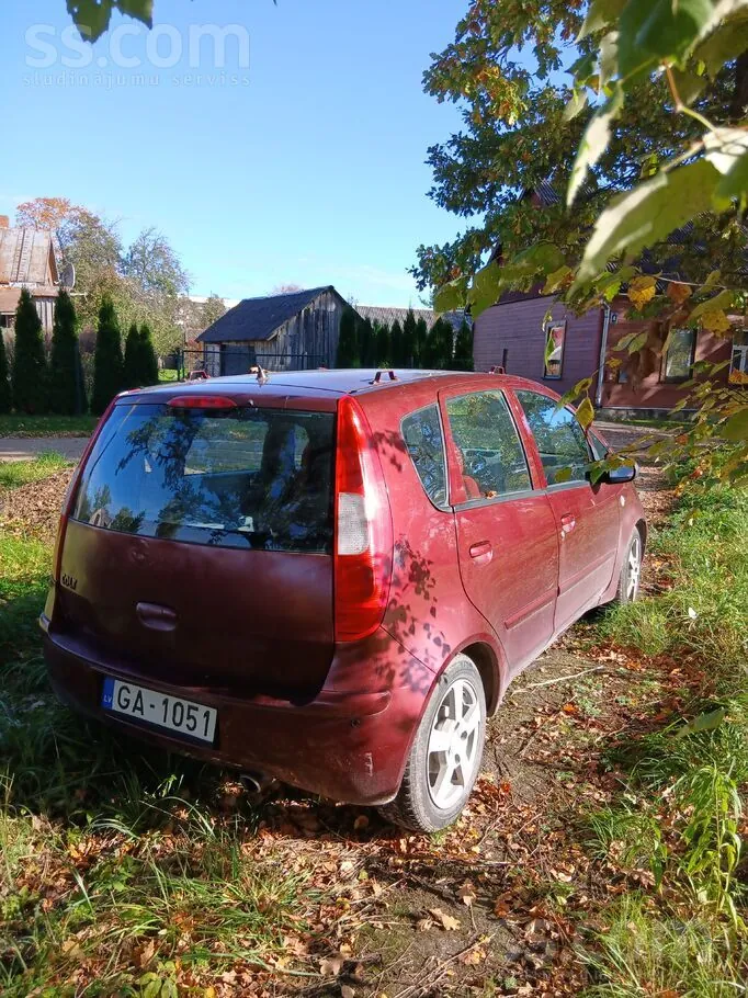 Mitsubishi Colt 2006 photo 2