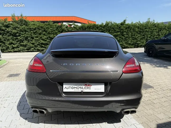 Porsche Panamera 2012 photo 4