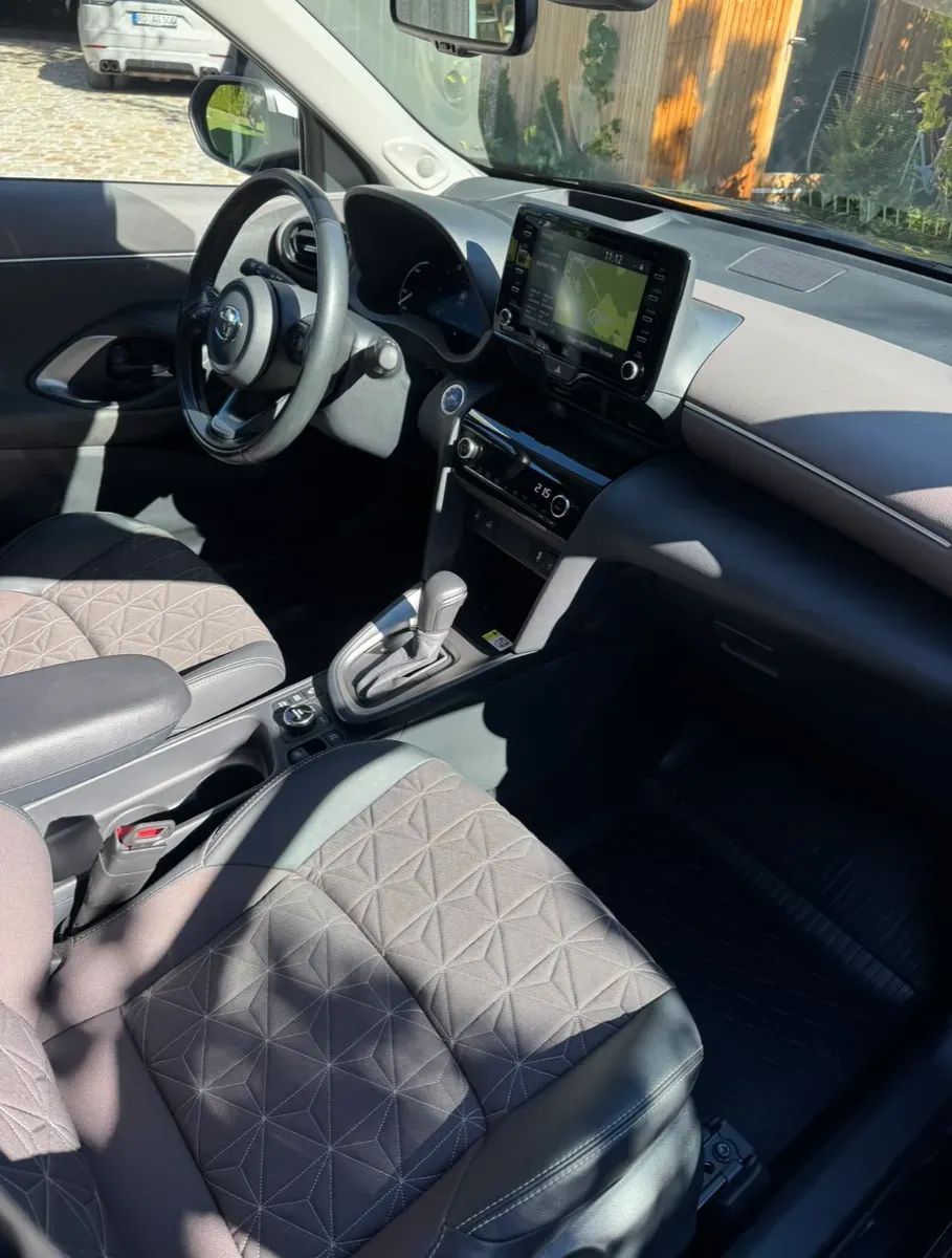 Toyota Yaris Cross 2022 photo 3