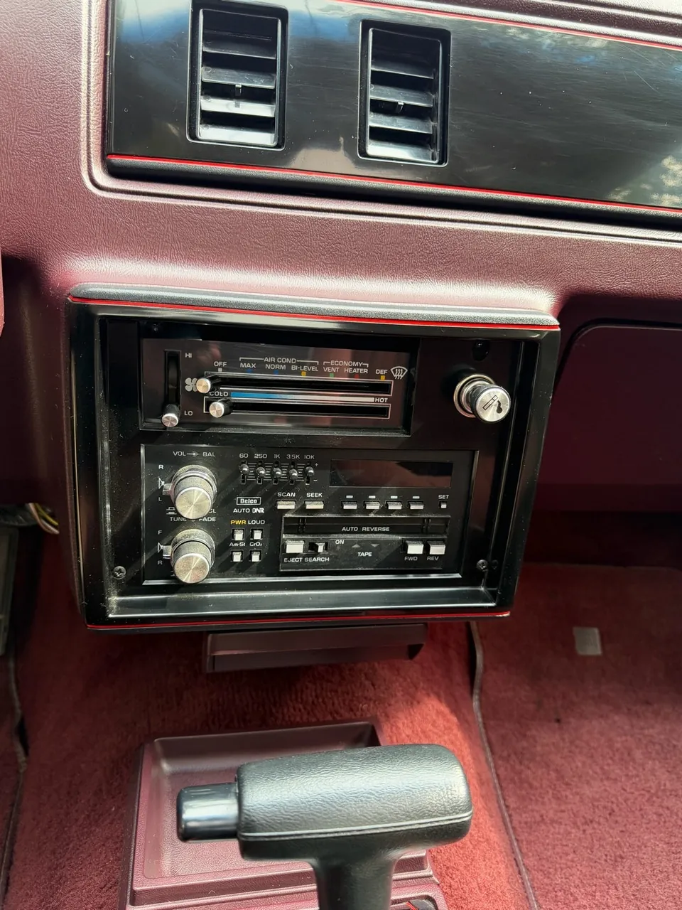 Chevrolet Monte Carlo 1987 photo 5