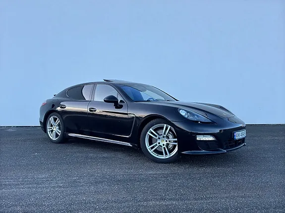 Porsche Panamera 2011 photo 4
