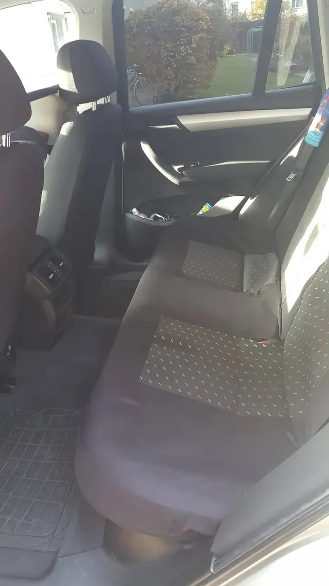 BMW X3 2011 photo 3