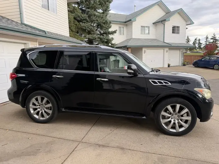 Infiniti Qx56 2012 photo 4