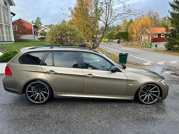 BMW 320D 2006 photo 2