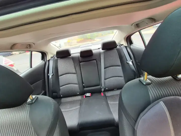 Mazda 3 2014 photo 4