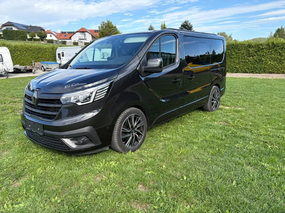 Renault Trafic Spaceclass 2023 photo 3