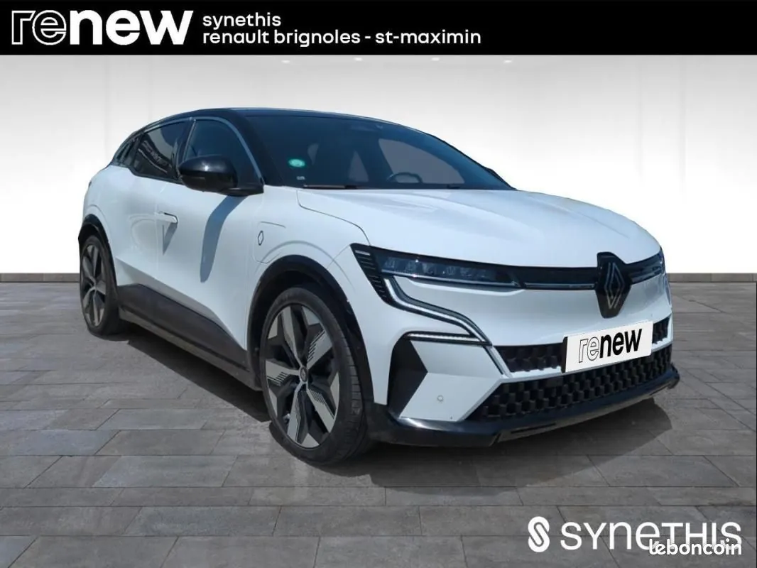 Renault Megane 2023 photo 2