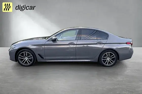 BMW 530E 2021 photo 2