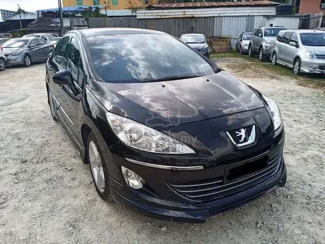 Peugeot 408