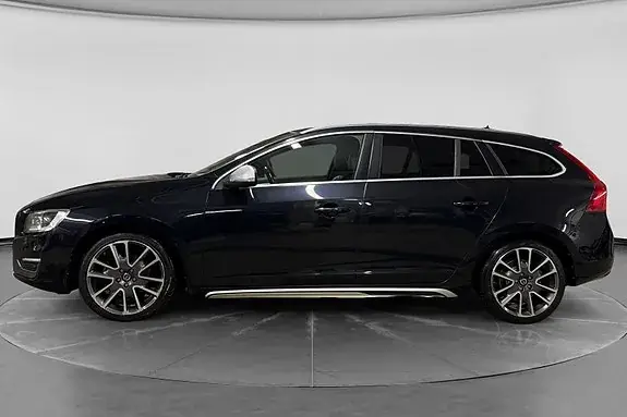 Volvo V60 2014 photo 2