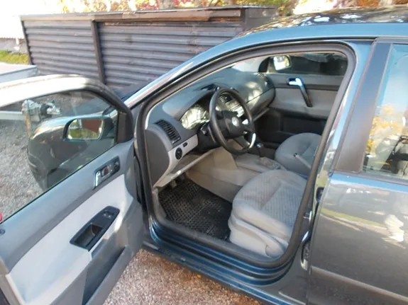 Volkswagen Polo 2004 photo 2