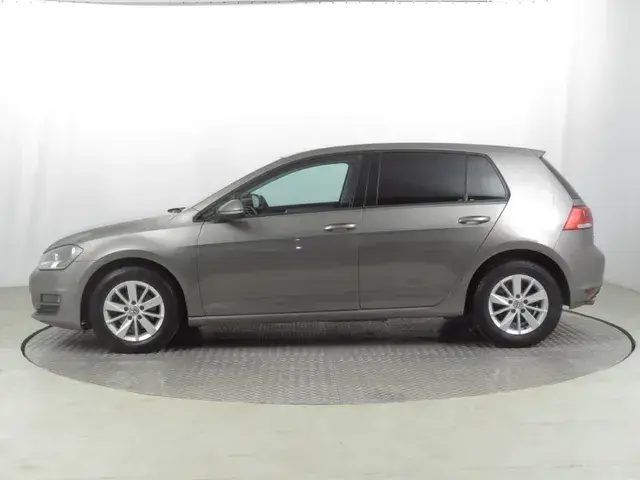 Volkswagen Golf 2015 photo 2