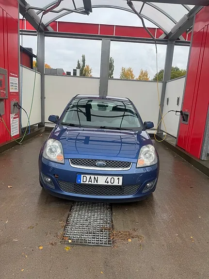 Ford Fiesta 2008 photo 4