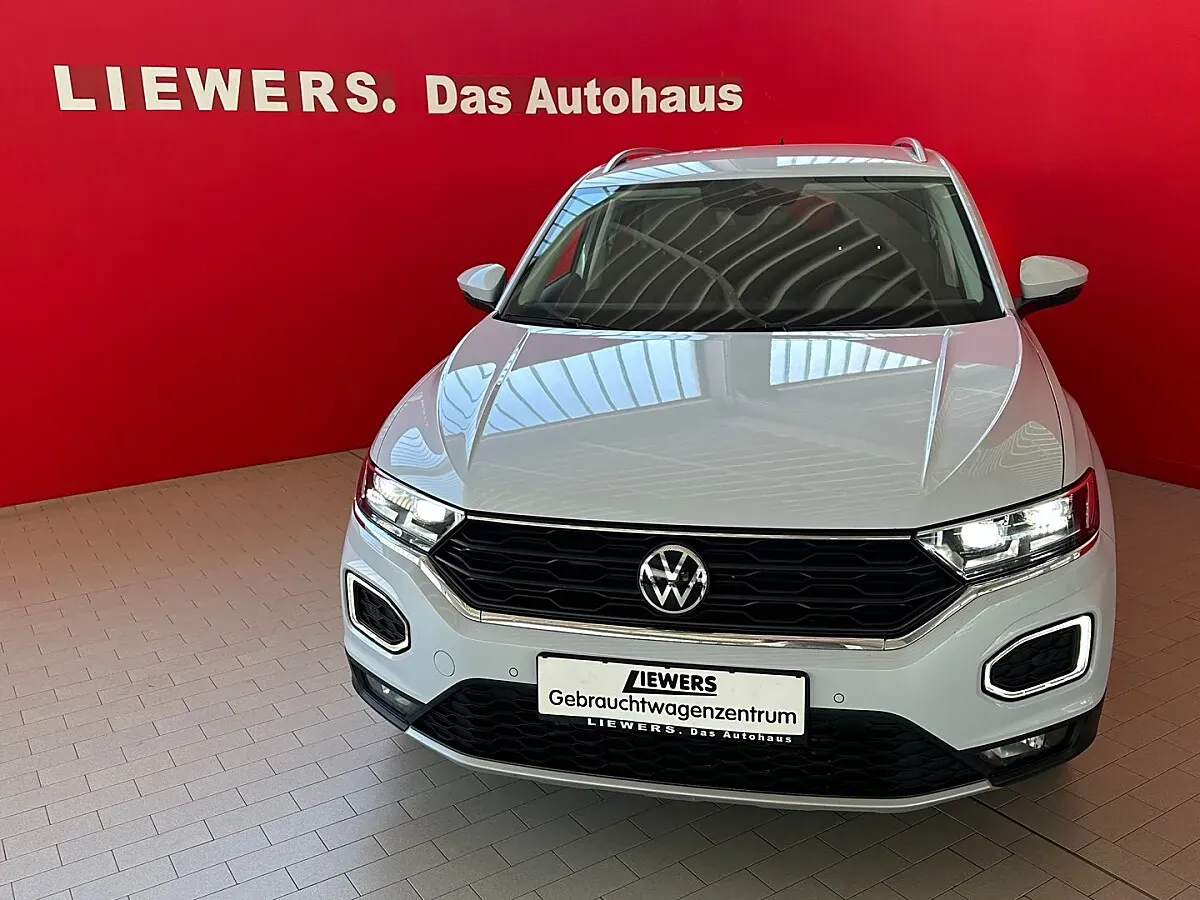 Volkswagen T-Roc 2021 photo 2