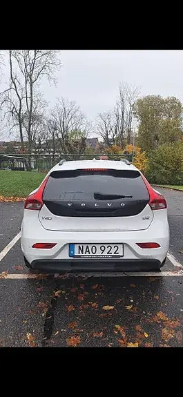 Volvo V40 2015 photo 2