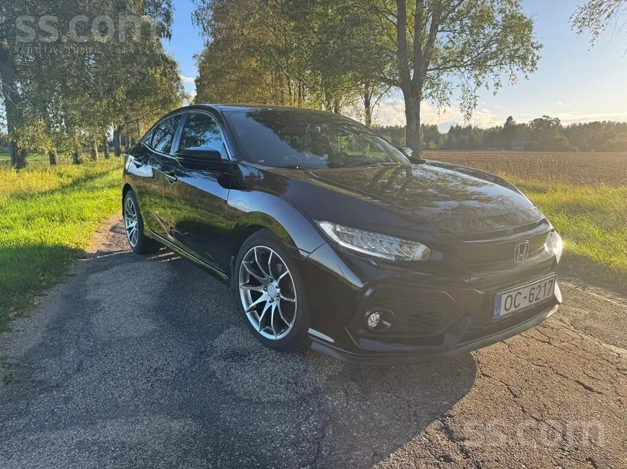 Honda Civic 2017 photo 2