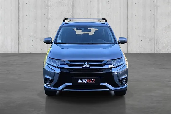 Mitsubishi Outlander 2017 photo 4