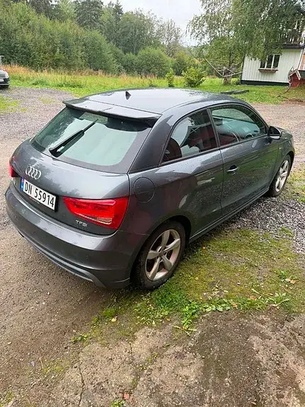 Audi A1 2011 photo 4