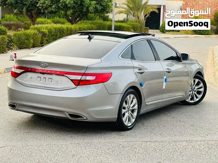 Hyundai Azera 2012 photo 2