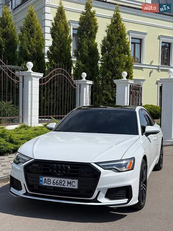 Audi A6 2021 photo 2