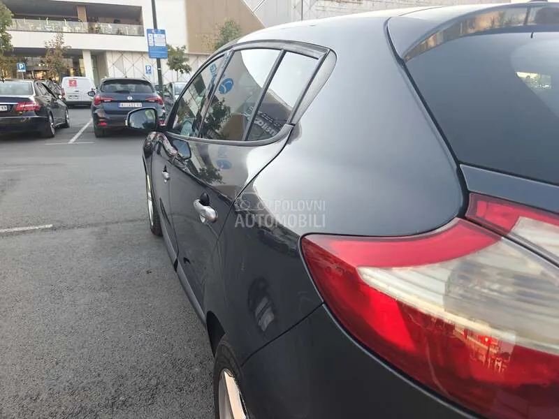 Renault Megane 2010 photo 5