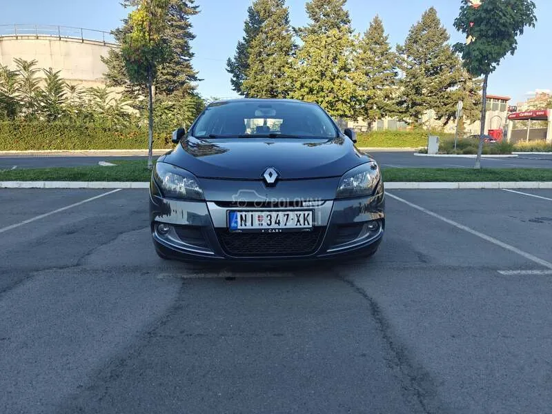 Renault Megane 2010 photo 2
