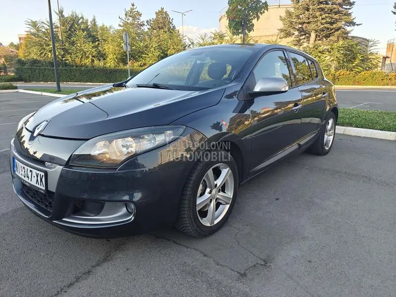 Renault Megane 2010 photo 3