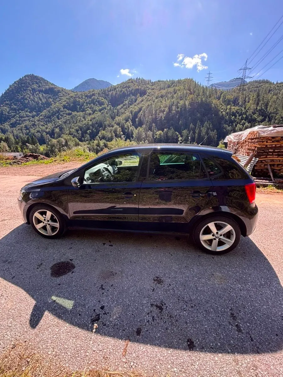 Volkswagen Polo 2013 photo 2