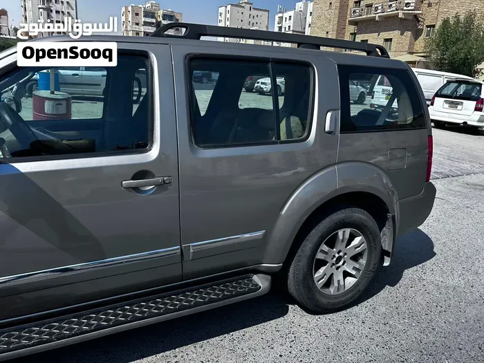 Nissan Pathfinder 2009 photo 3