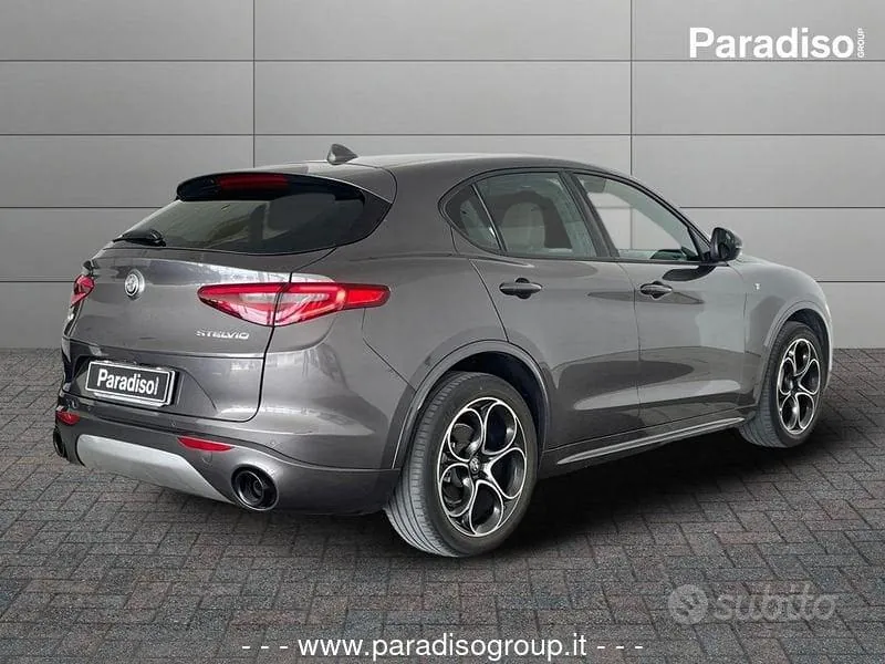 Alfa Romeo Stelvio 2022 photo 2