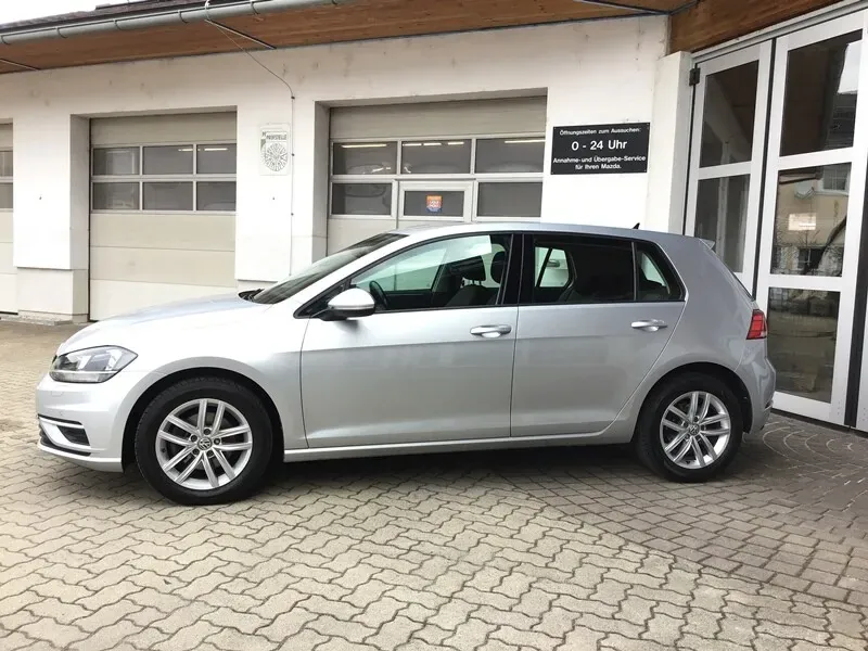 Volkswagen Golf 2019 photo 3