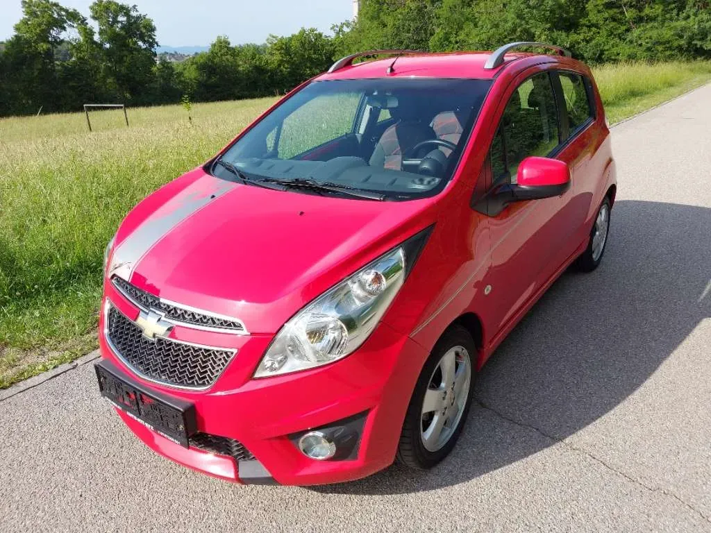 Chevrolet Spark 2012 photo 2