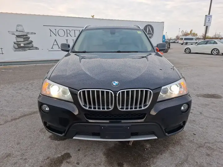 BMW X3 2013 photo 2