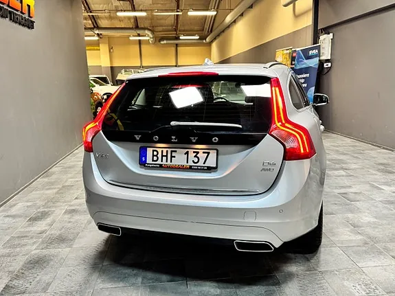 Volvo V60 2014 photo 3