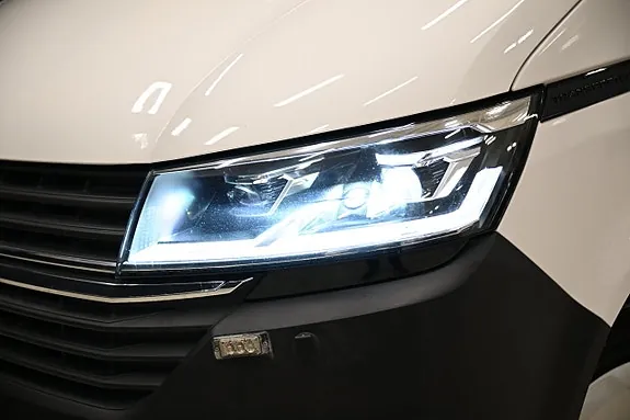 Volkswagen Transporter 2020 photo 2