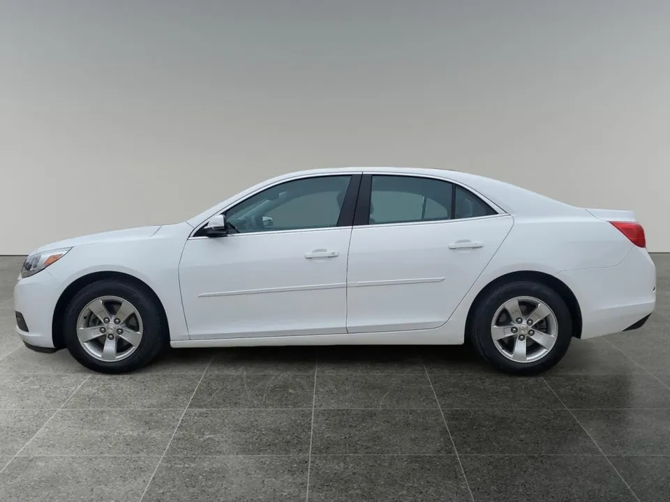 Chevrolet Malibu 2015 photo 2