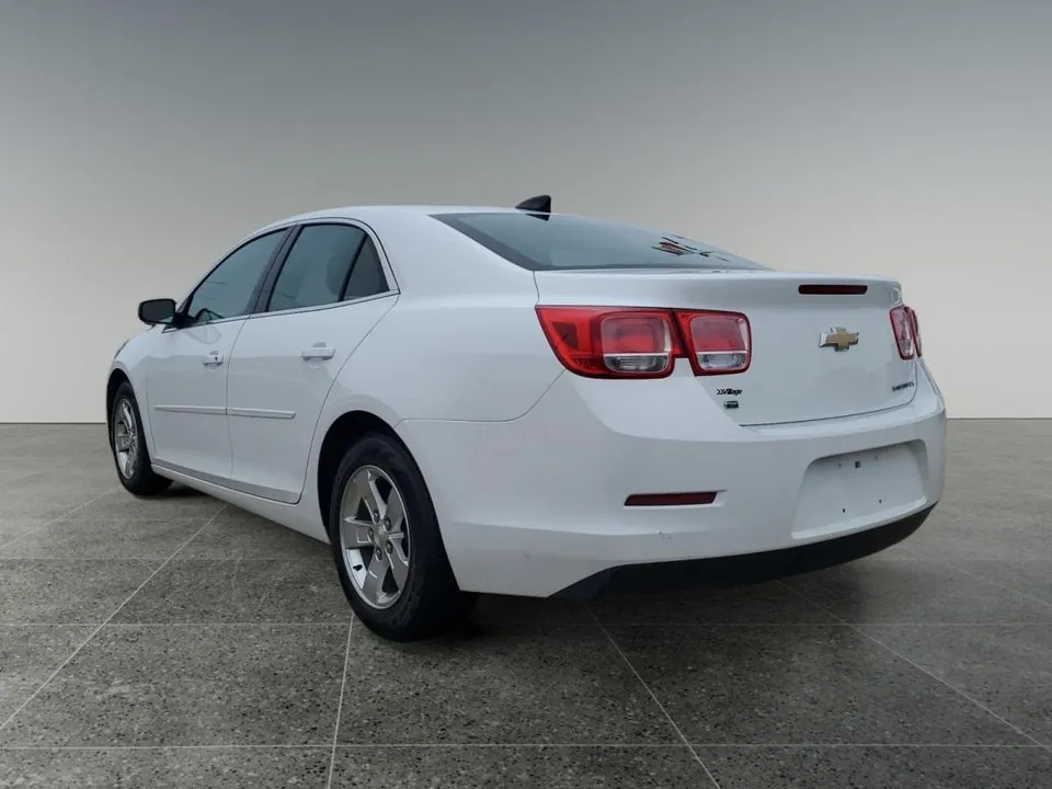 Chevrolet Malibu 2015 photo 3