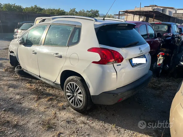 Peugeot 2008 2016 photo 5