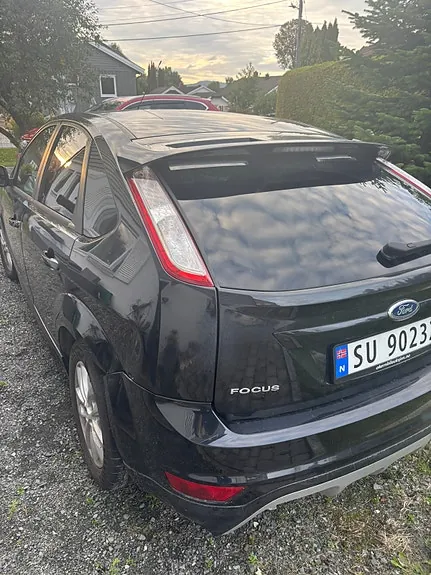 Ford Focus 2010 photo 4